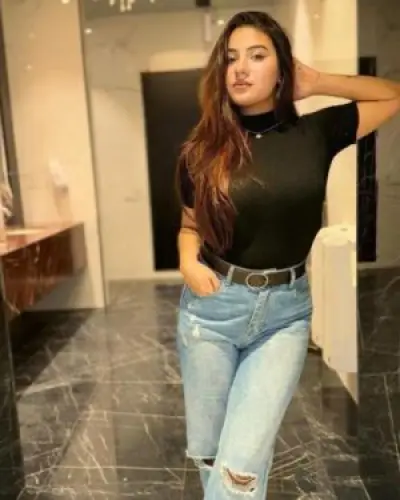 Escorts Versova